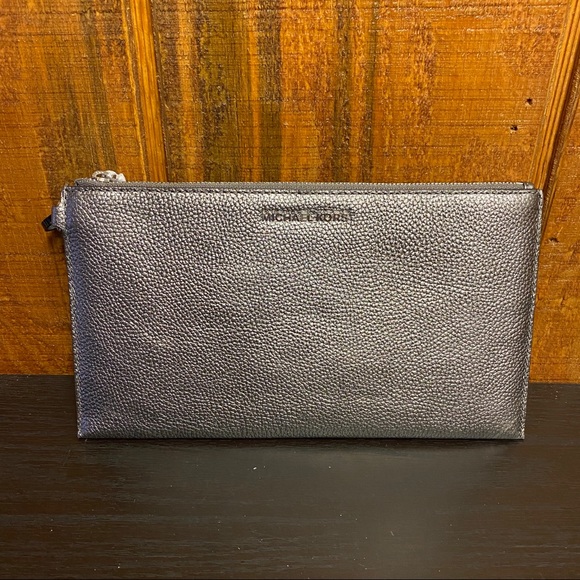 MICHAEL Michael Kors Handbags - Michael Kors Mercer Leather Clutch - Gunmetal